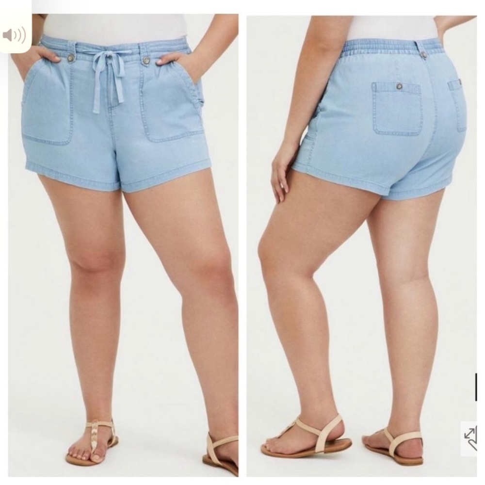 Torrid Chambray Drawstring Pull On Shorts Light W… - image 1